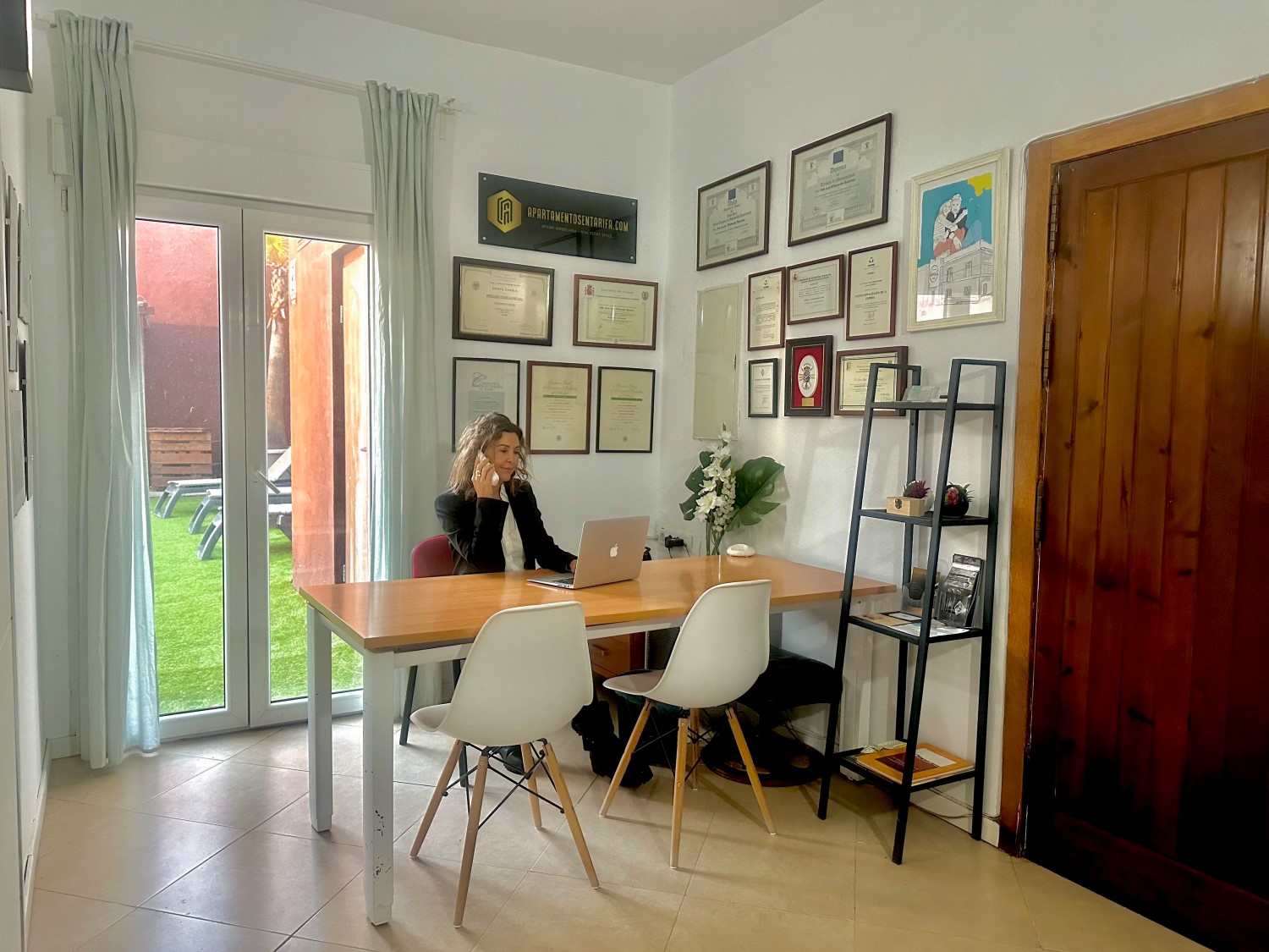 equipo oficina apartamentos tarifa