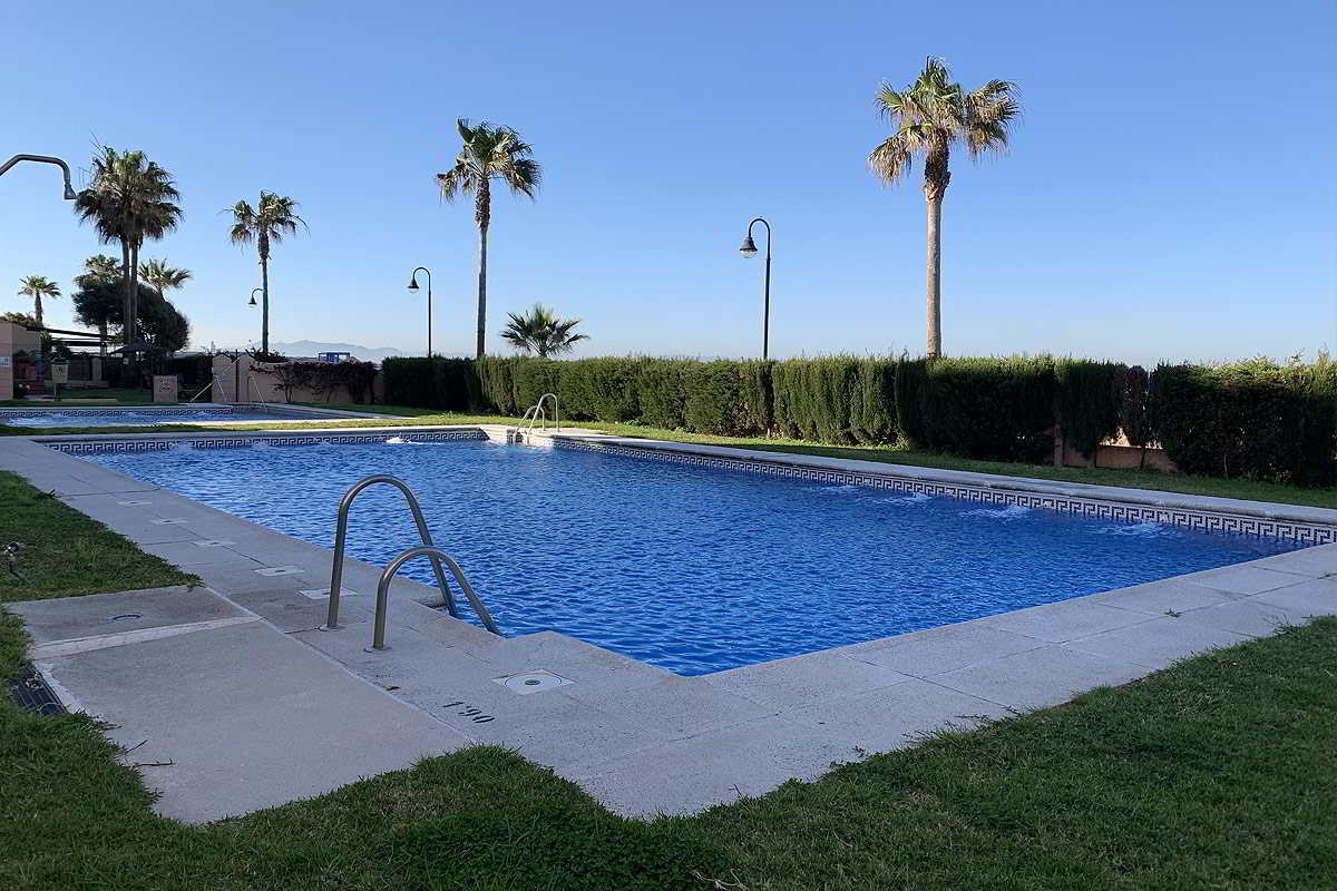 Piscina comunitaria Apartamento los Lances